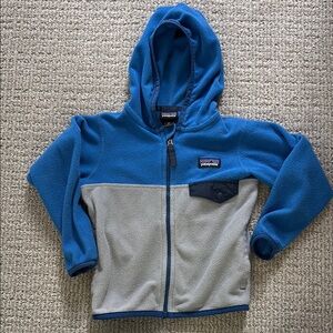 Patagonia Kids Blue and Gray Fleece Hoodie 2t